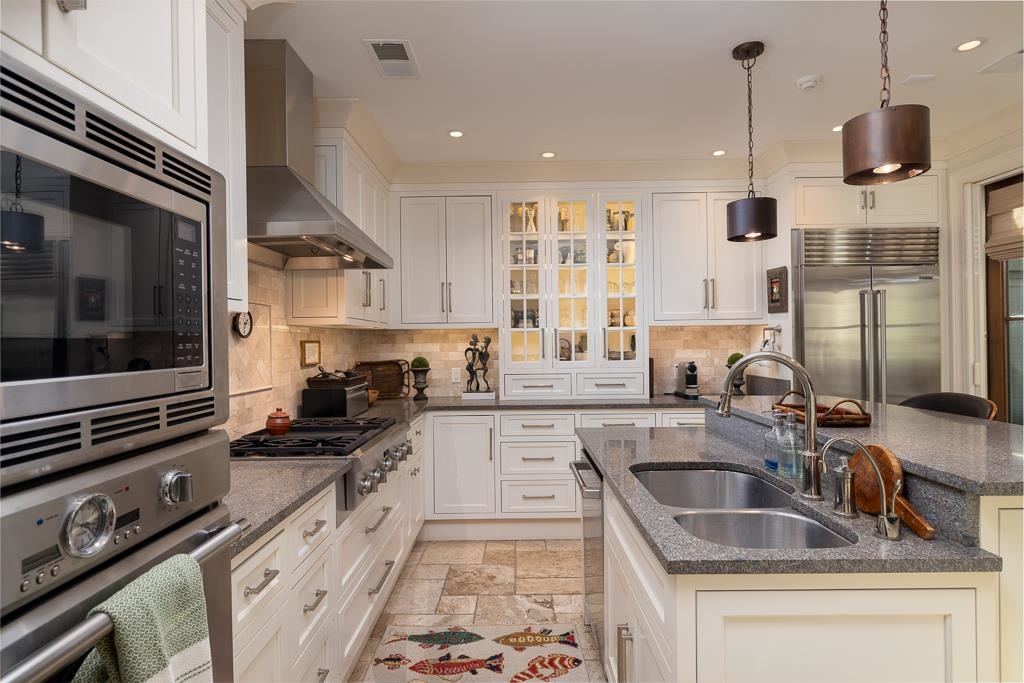 4010 BARONNE WAY Unit: 47