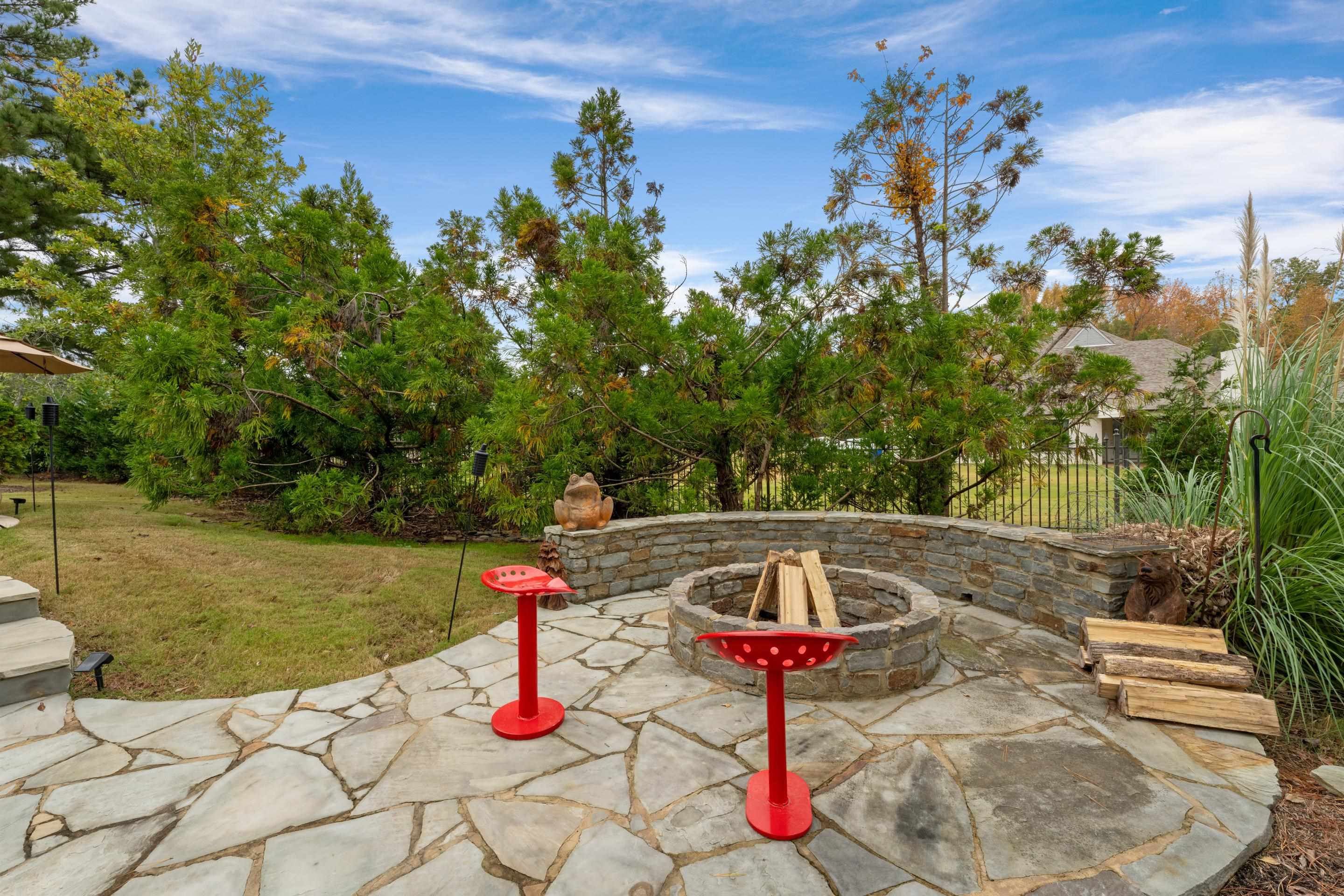 140 ALLOWAY CV