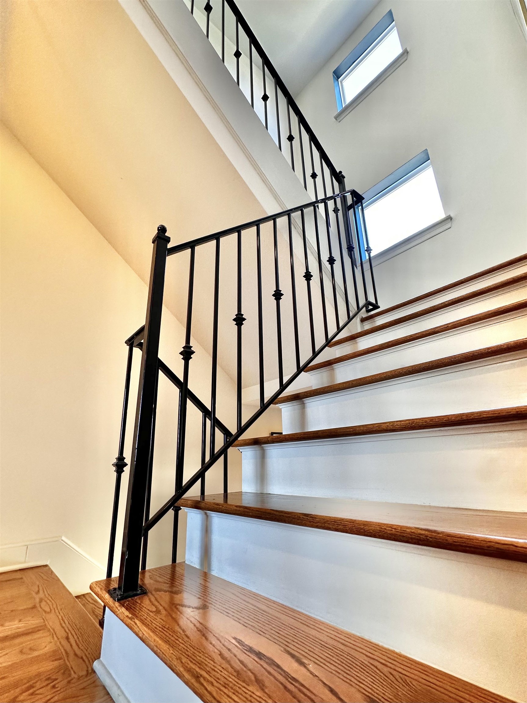 49 VANCE AVE Unit: 49