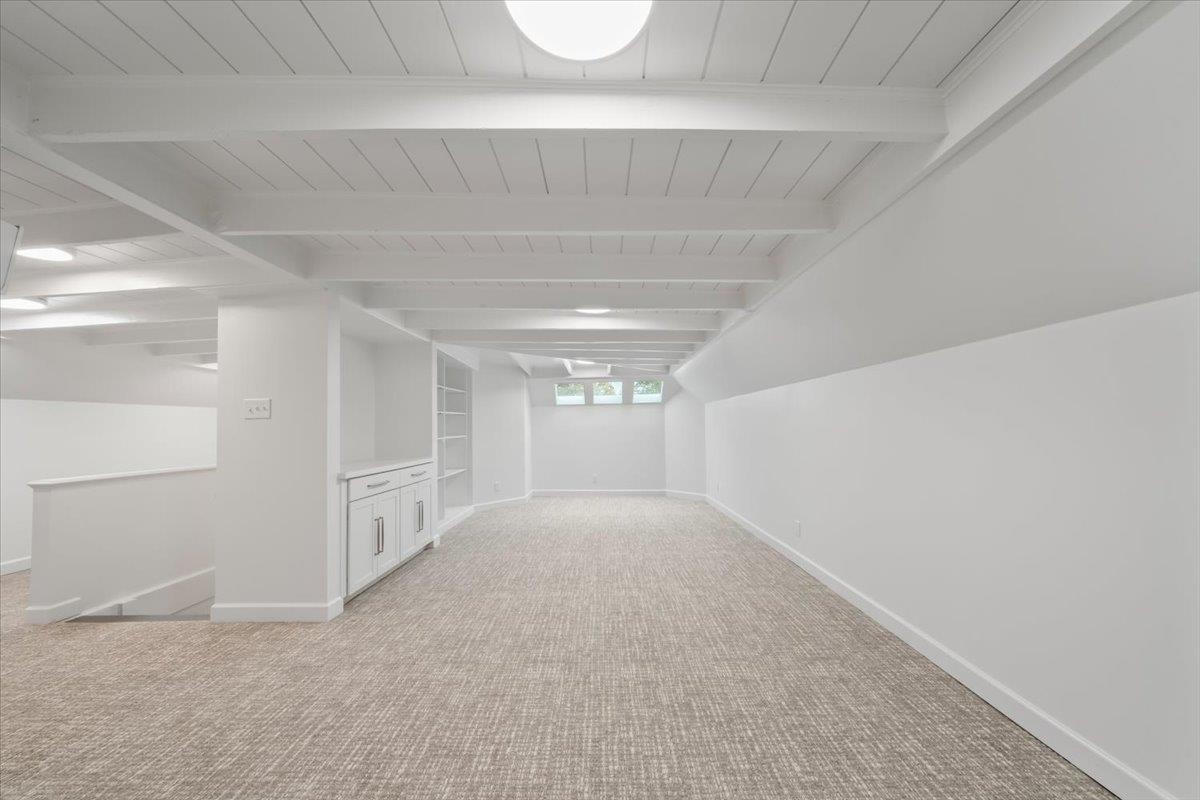 352 BUENA VISTA PL