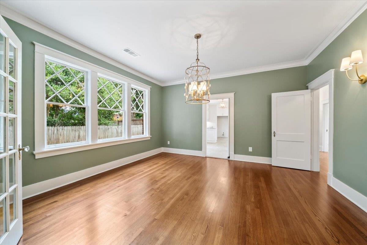 352 BUENA VISTA PL