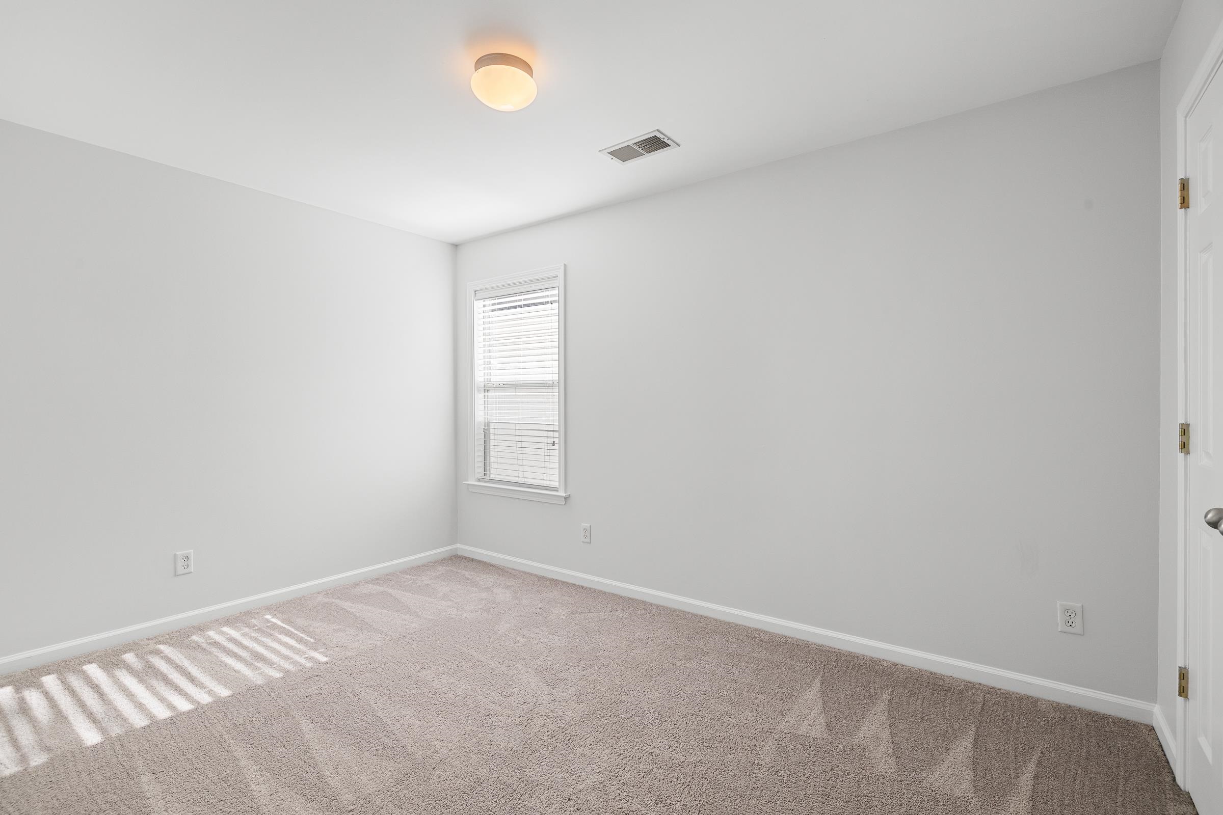 1323 ISLAND RIDGE DR