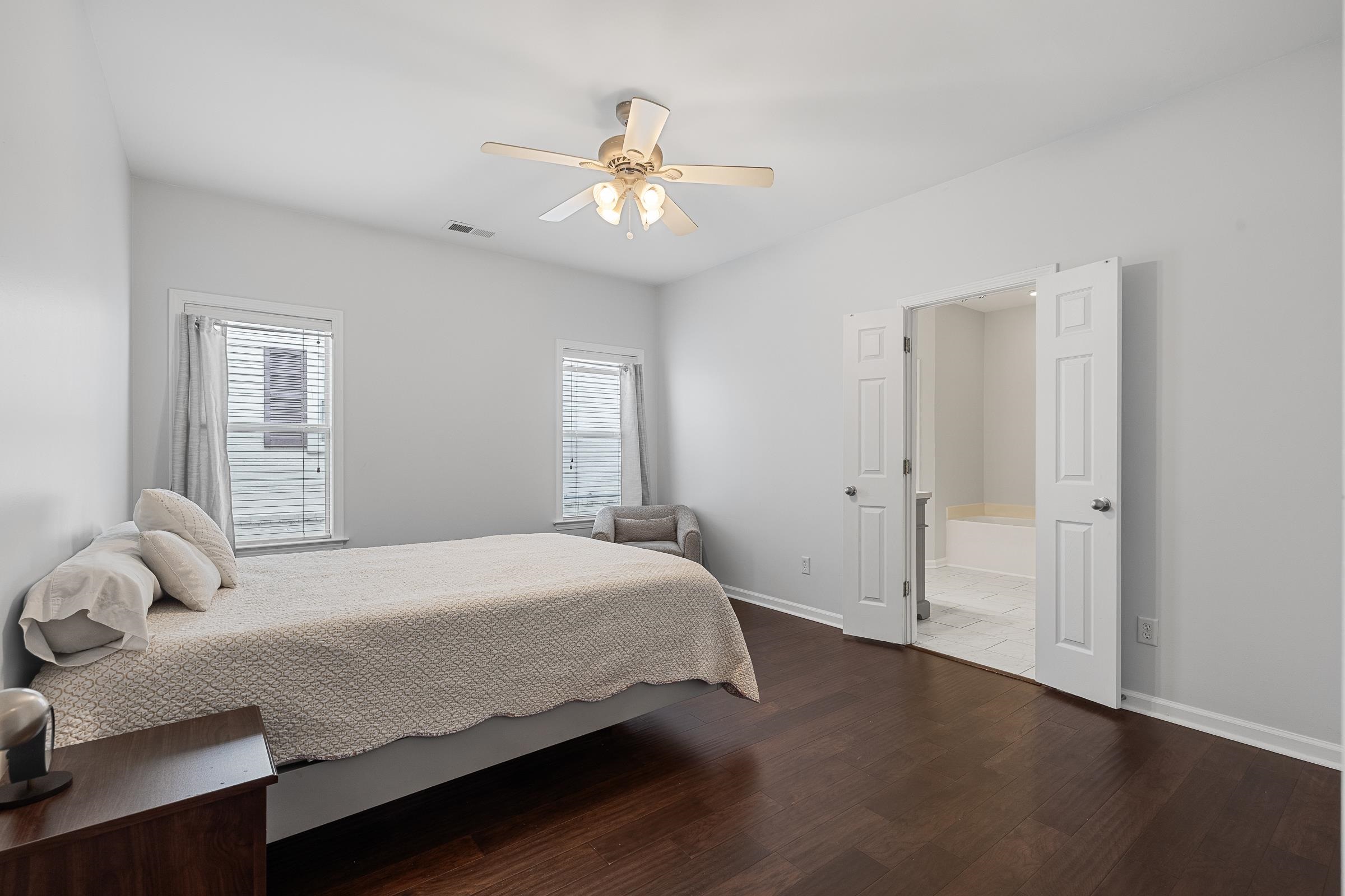 1323 ISLAND RIDGE DR