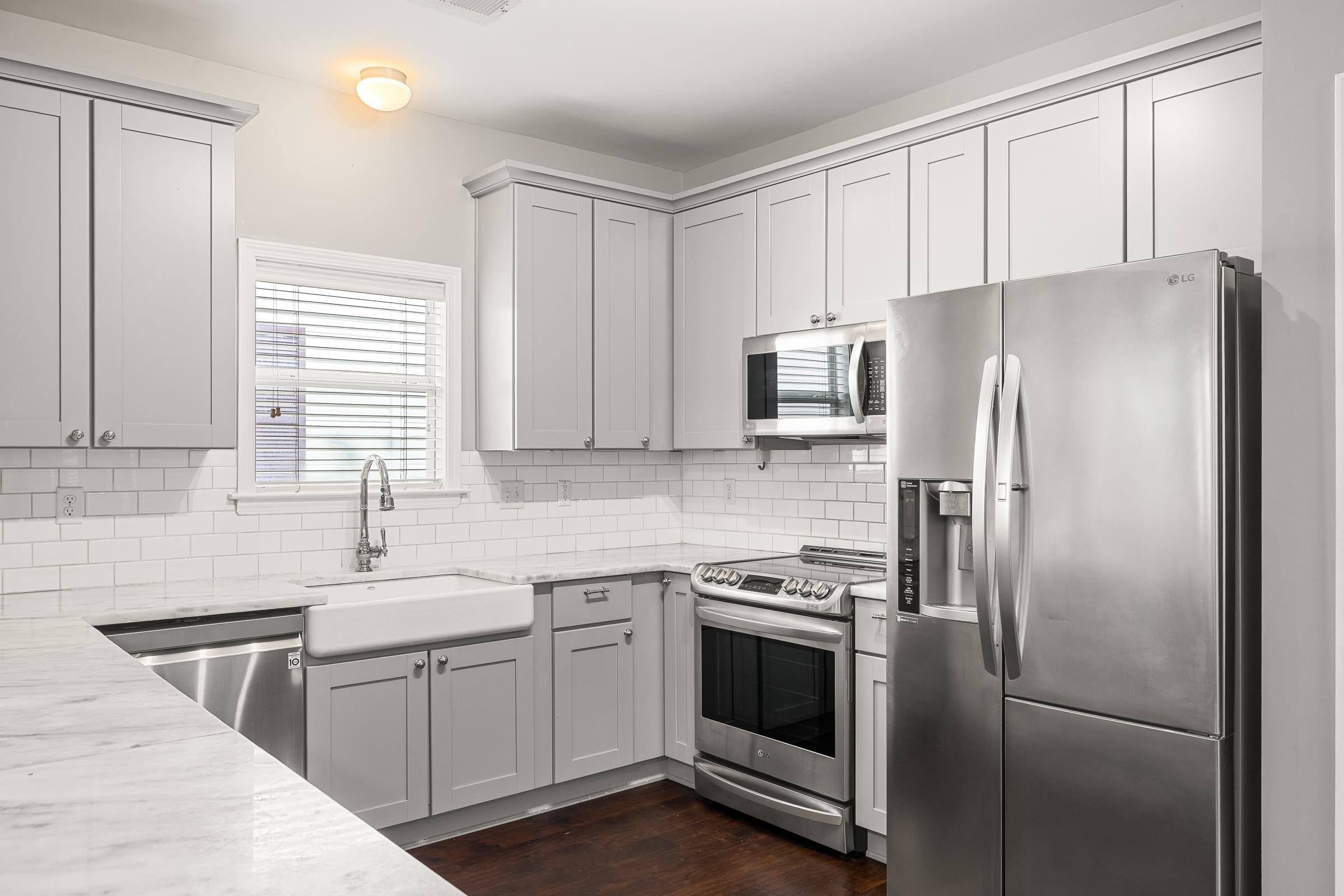 1323 ISLAND RIDGE DR