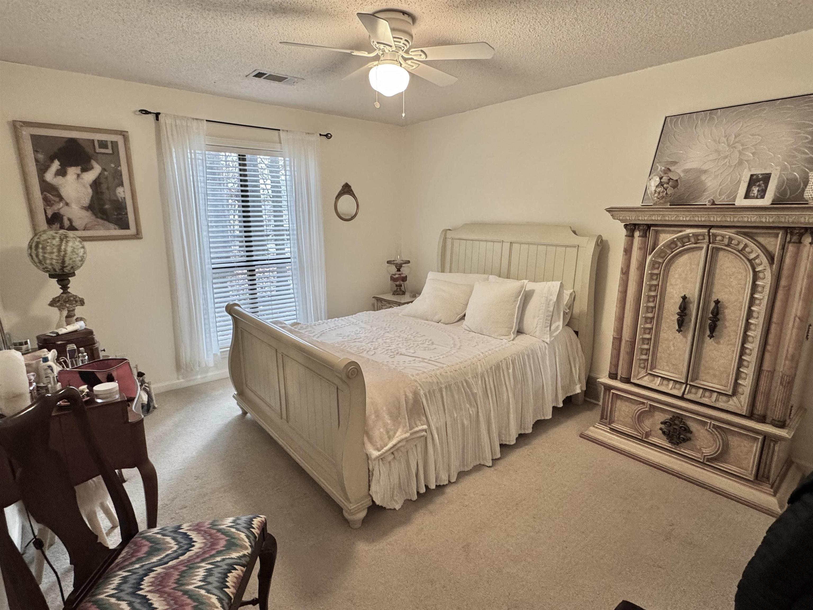 174 LEIF CV