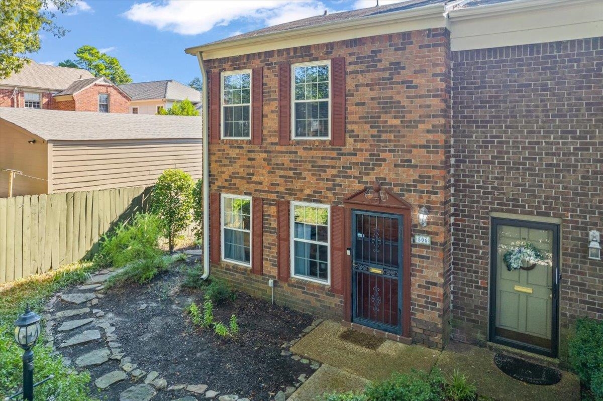 506 PEABODY SQ Unit: 506