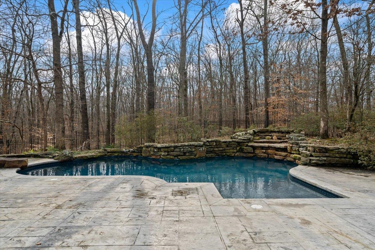 9189 RANDLE VALLEY RD