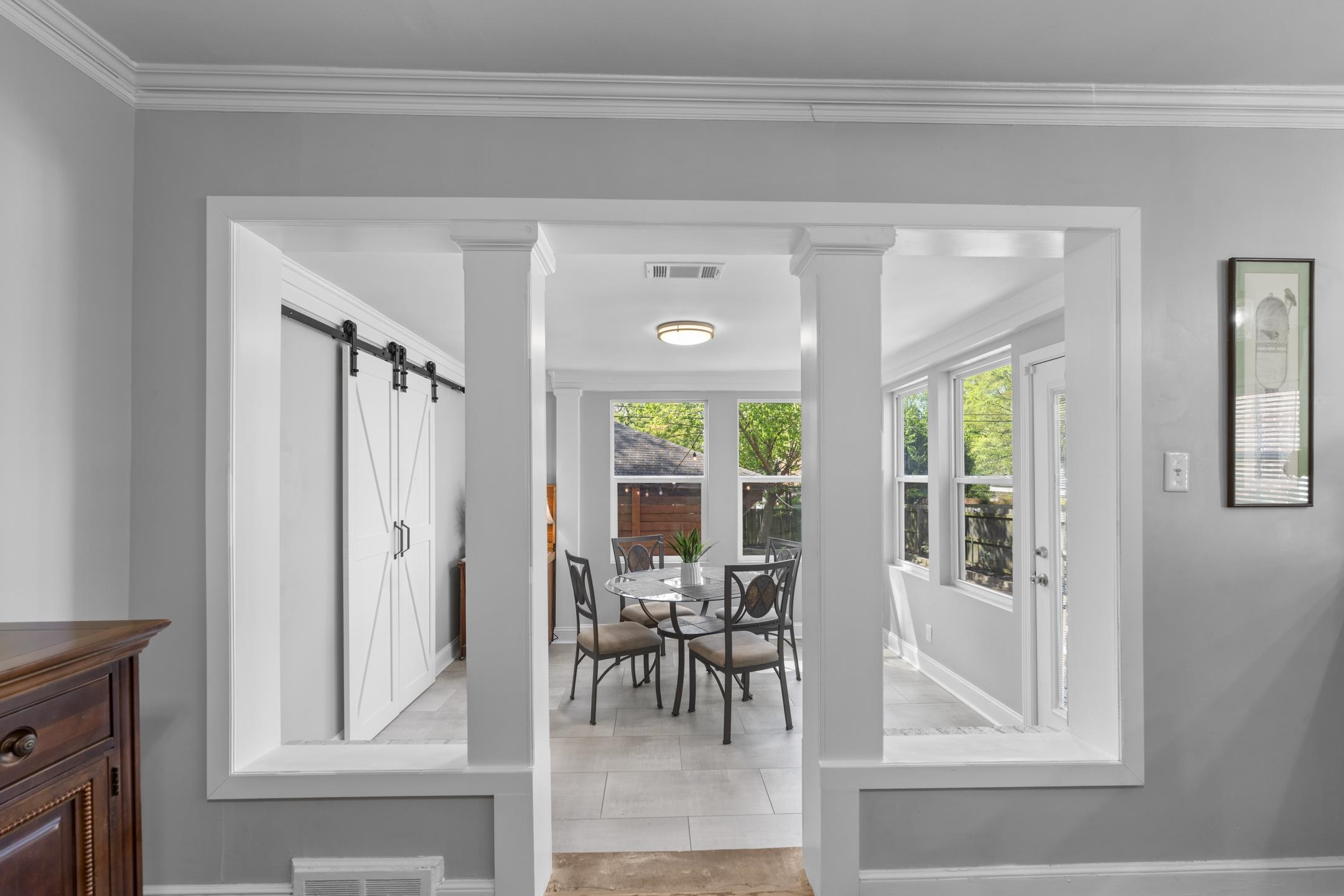 3539 CHARLESWOOD AVE