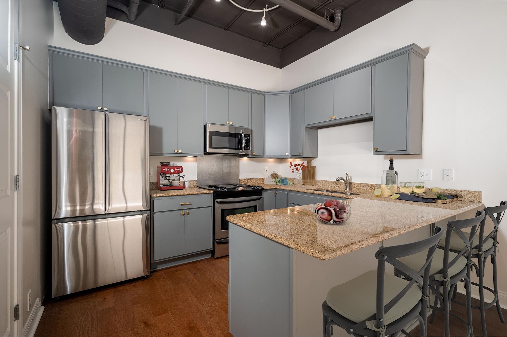 95 S MAIN ST Unit: 204