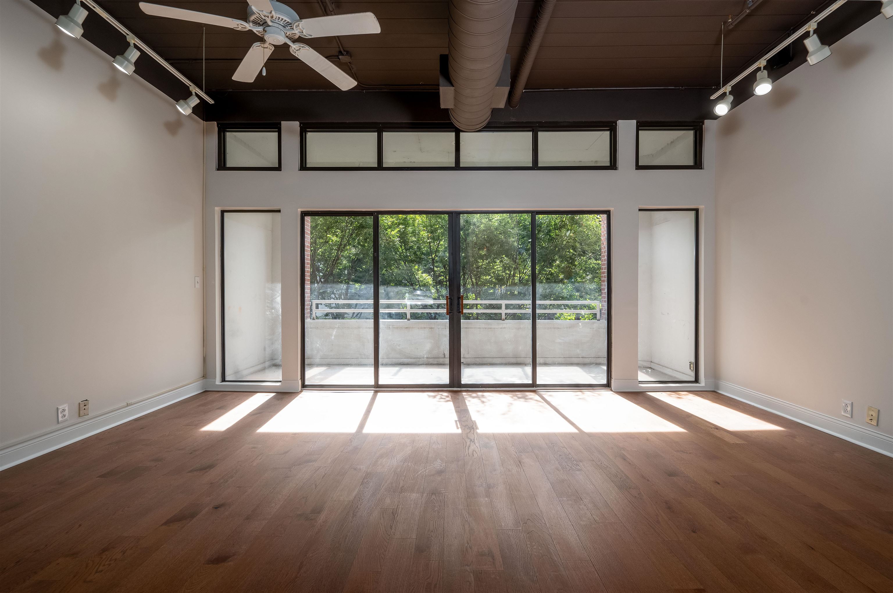 95 S MAIN ST Unit: 204