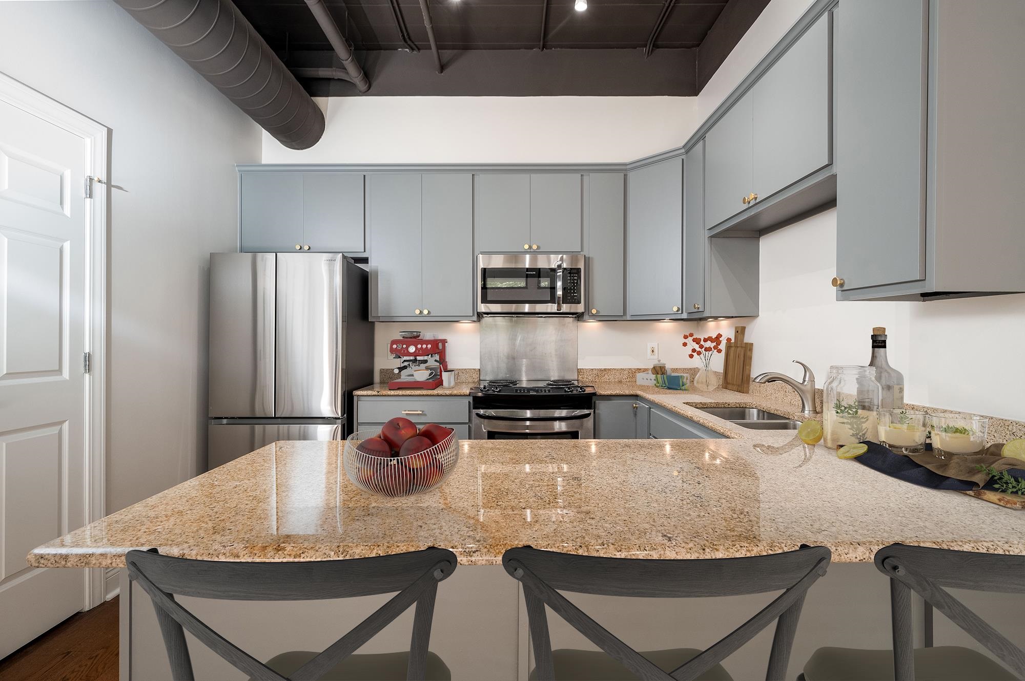 95 S MAIN ST Unit: 204