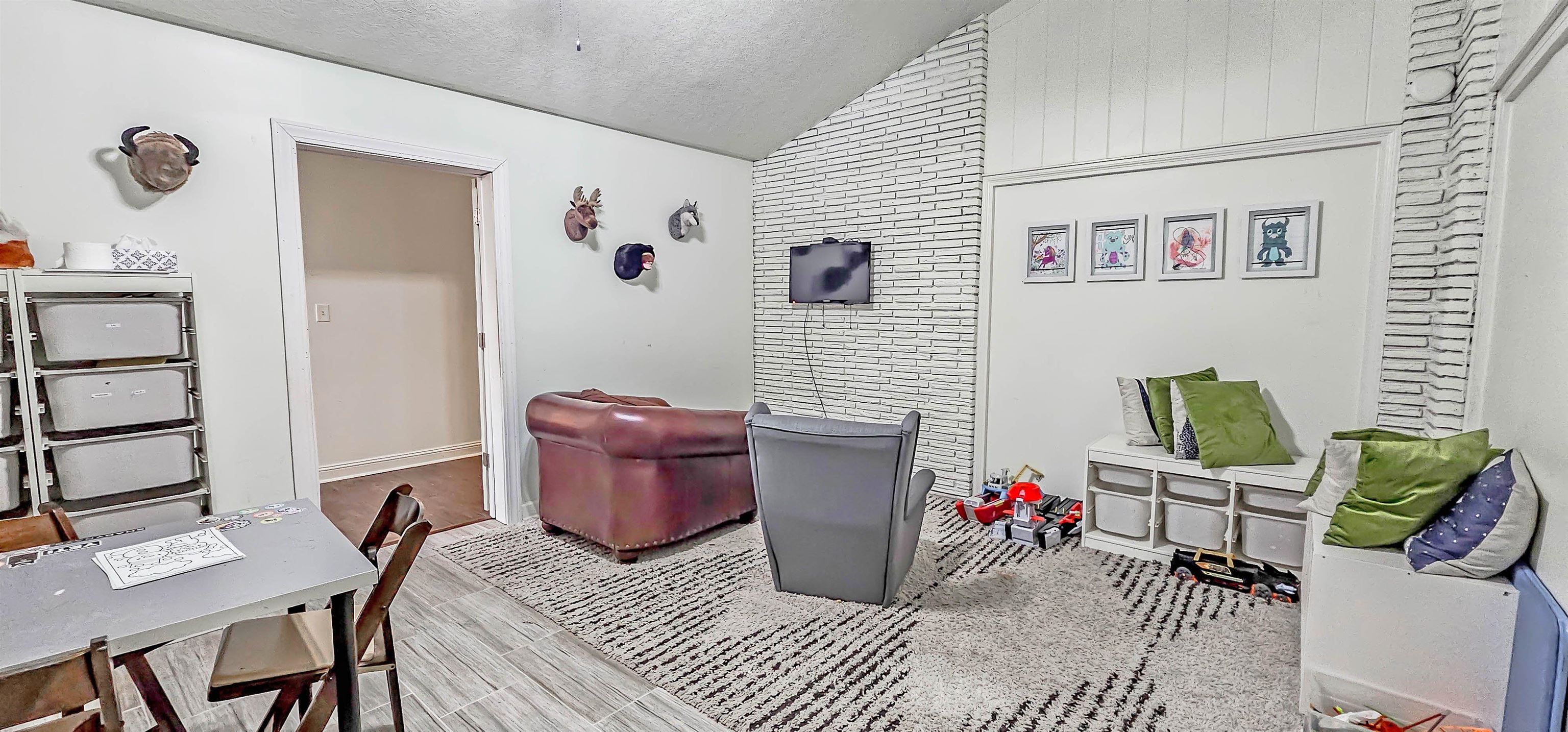 126 WOOD GROVE RD