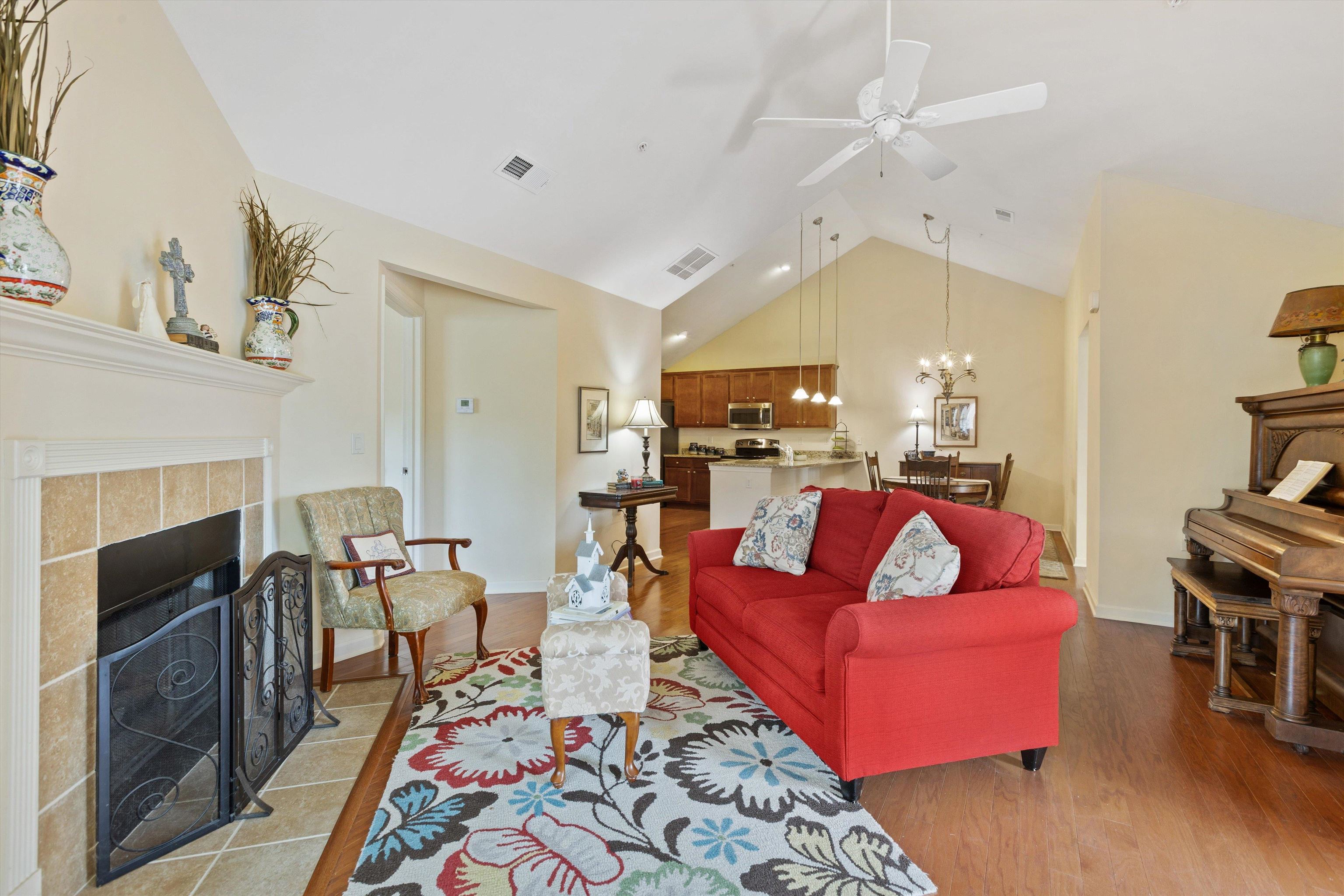 761 STONEVILLAGE CV Unit: 21