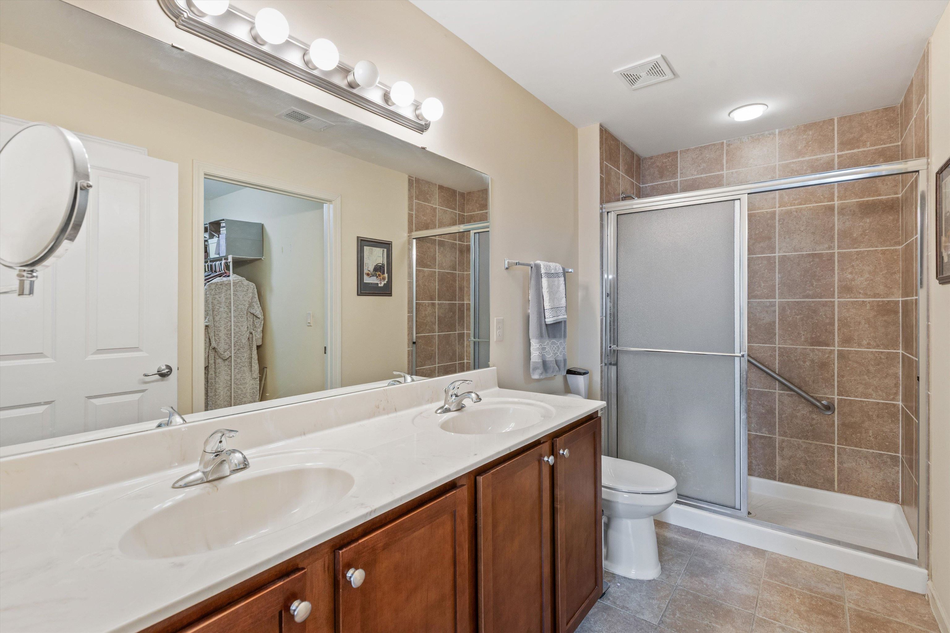 761 STONEVILLAGE CV Unit: 21