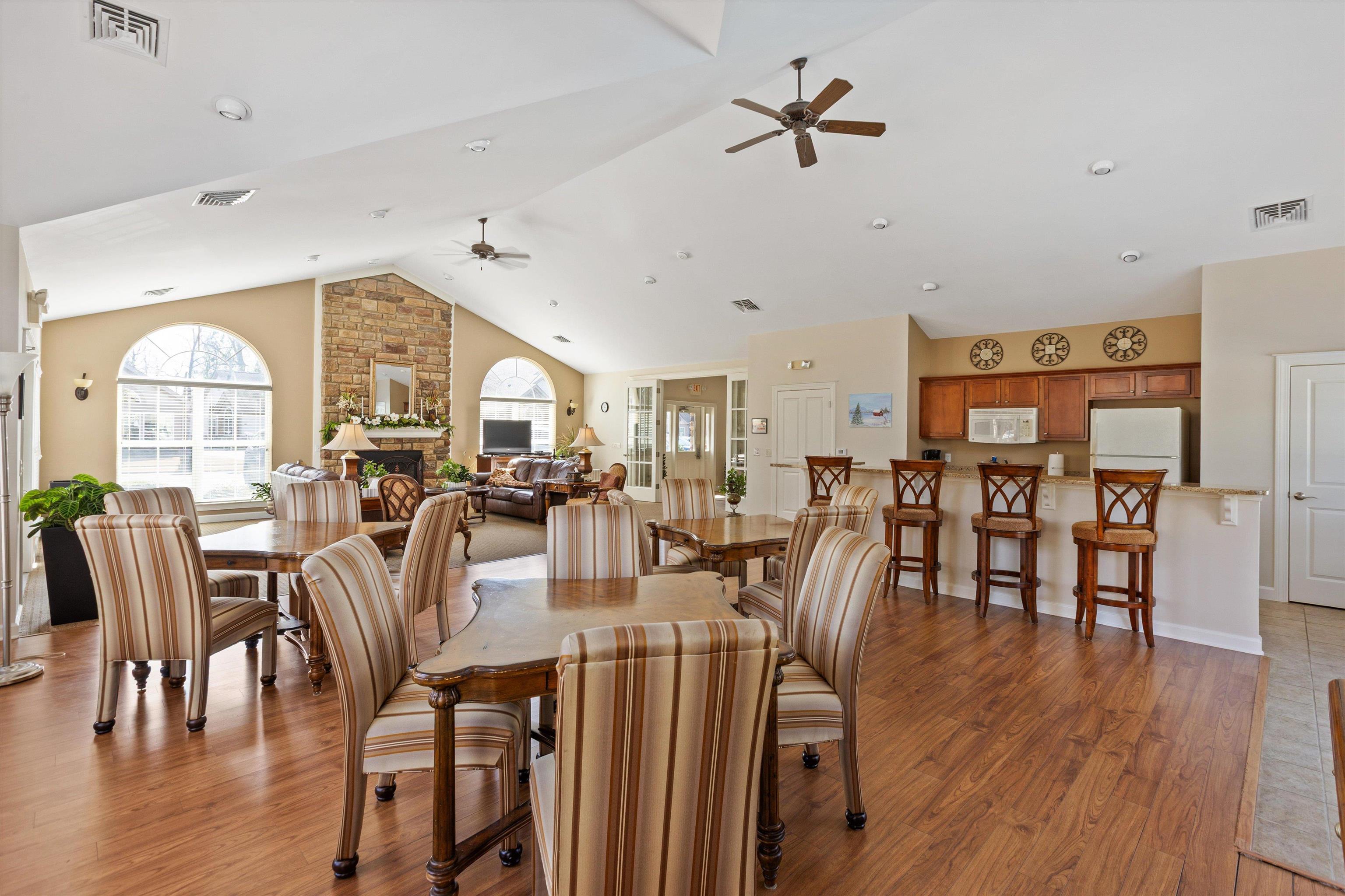 761 STONEVILLAGE CV Unit: 21