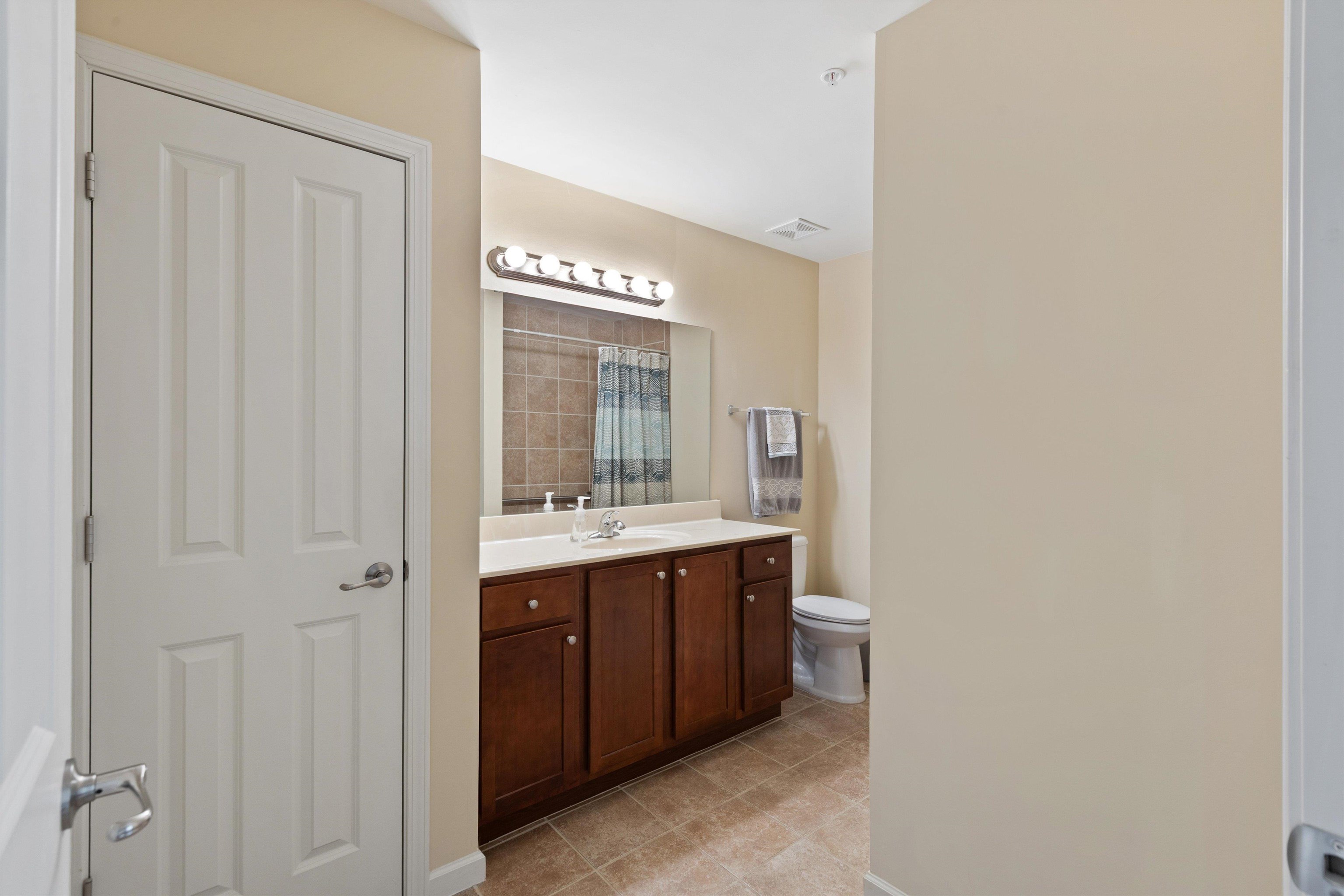 761 STONEVILLAGE CV Unit: 21