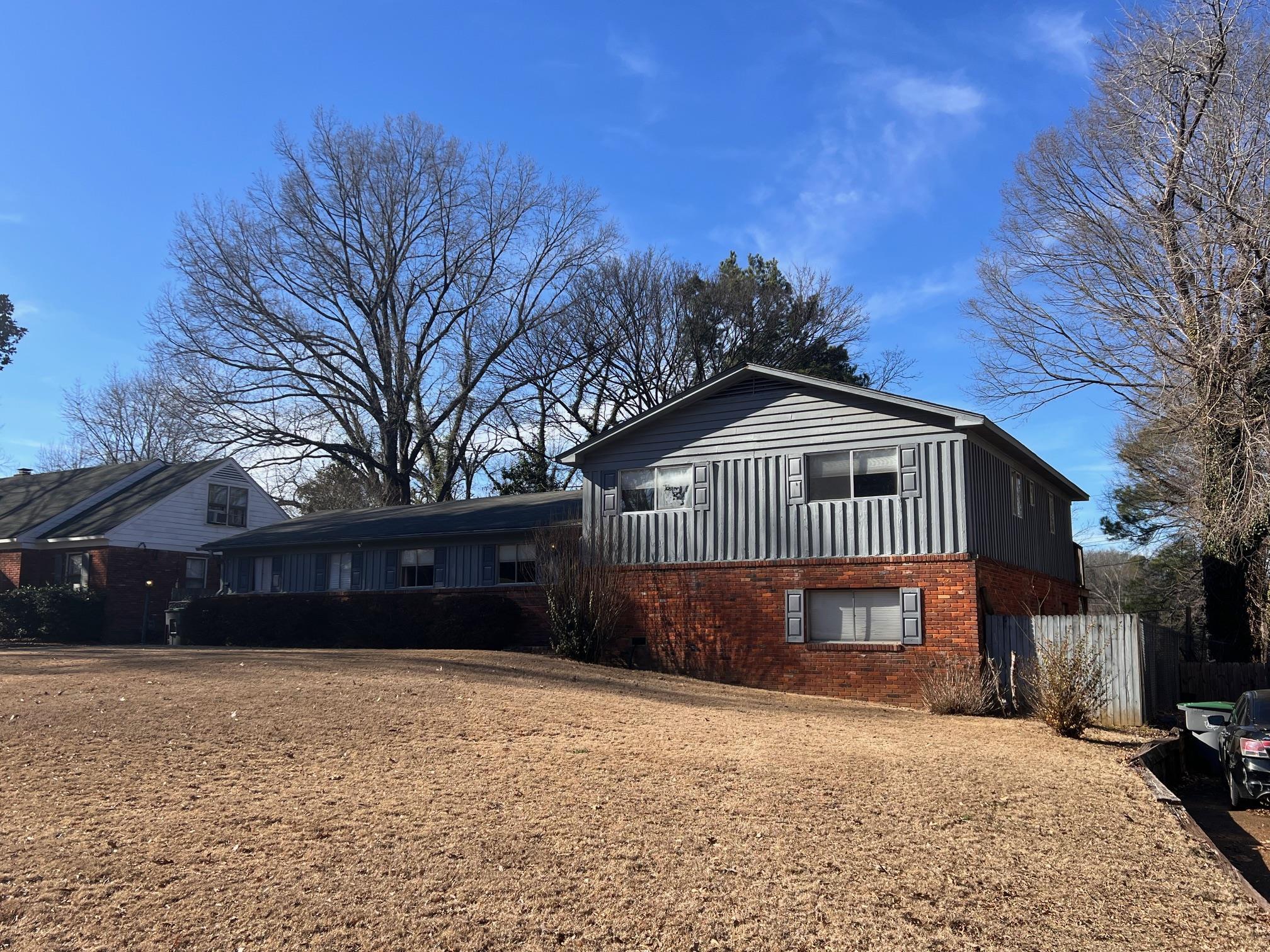 3034 LAURENCEKIRK RD