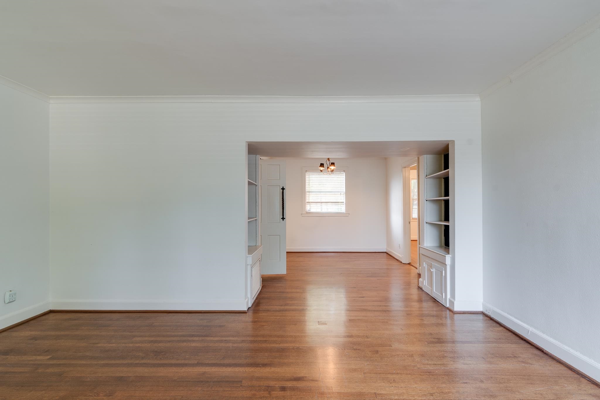 1885 PEABODY AVE Unit: 4