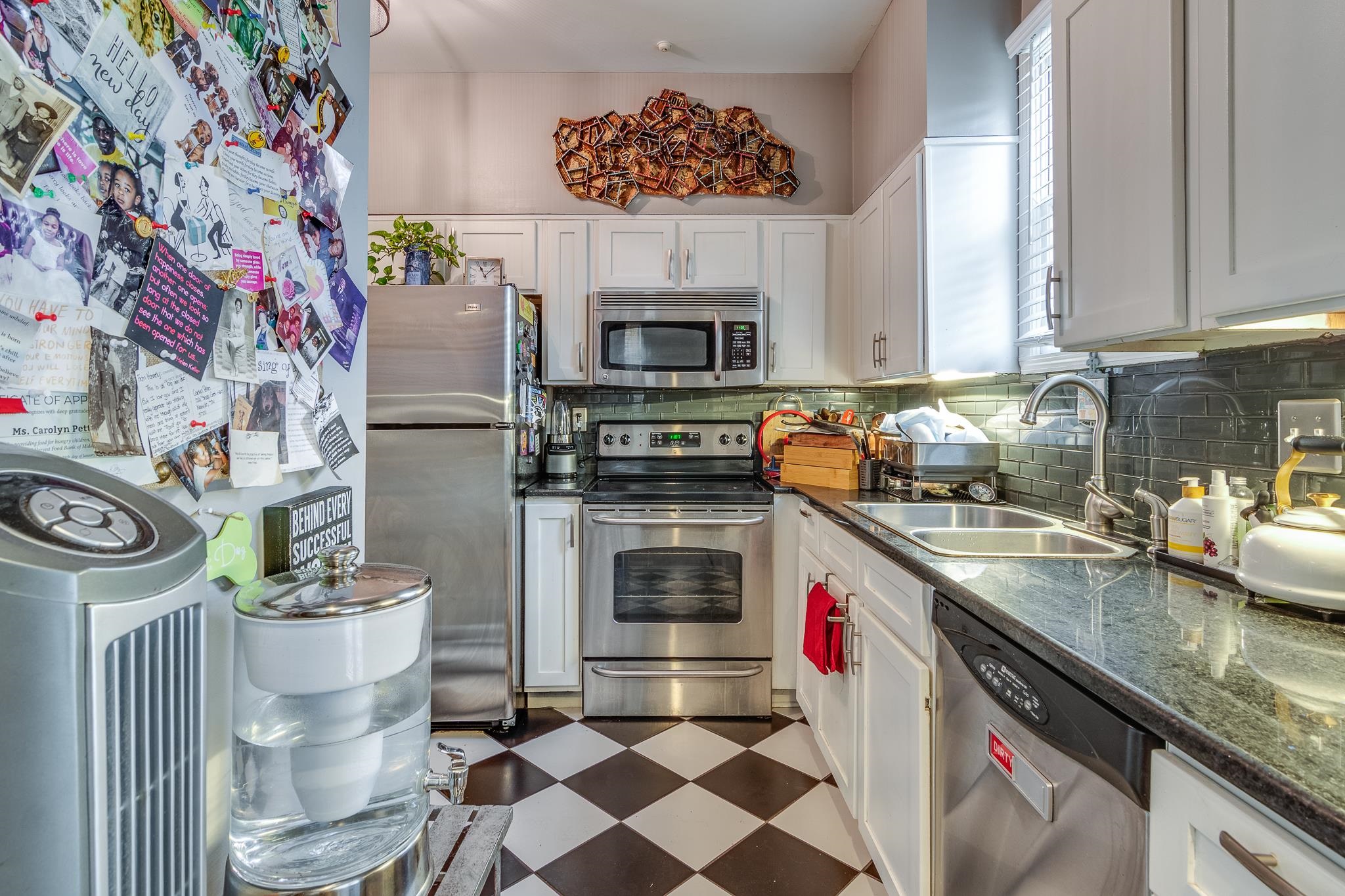 1986 EAST END DR Unit: 5-2