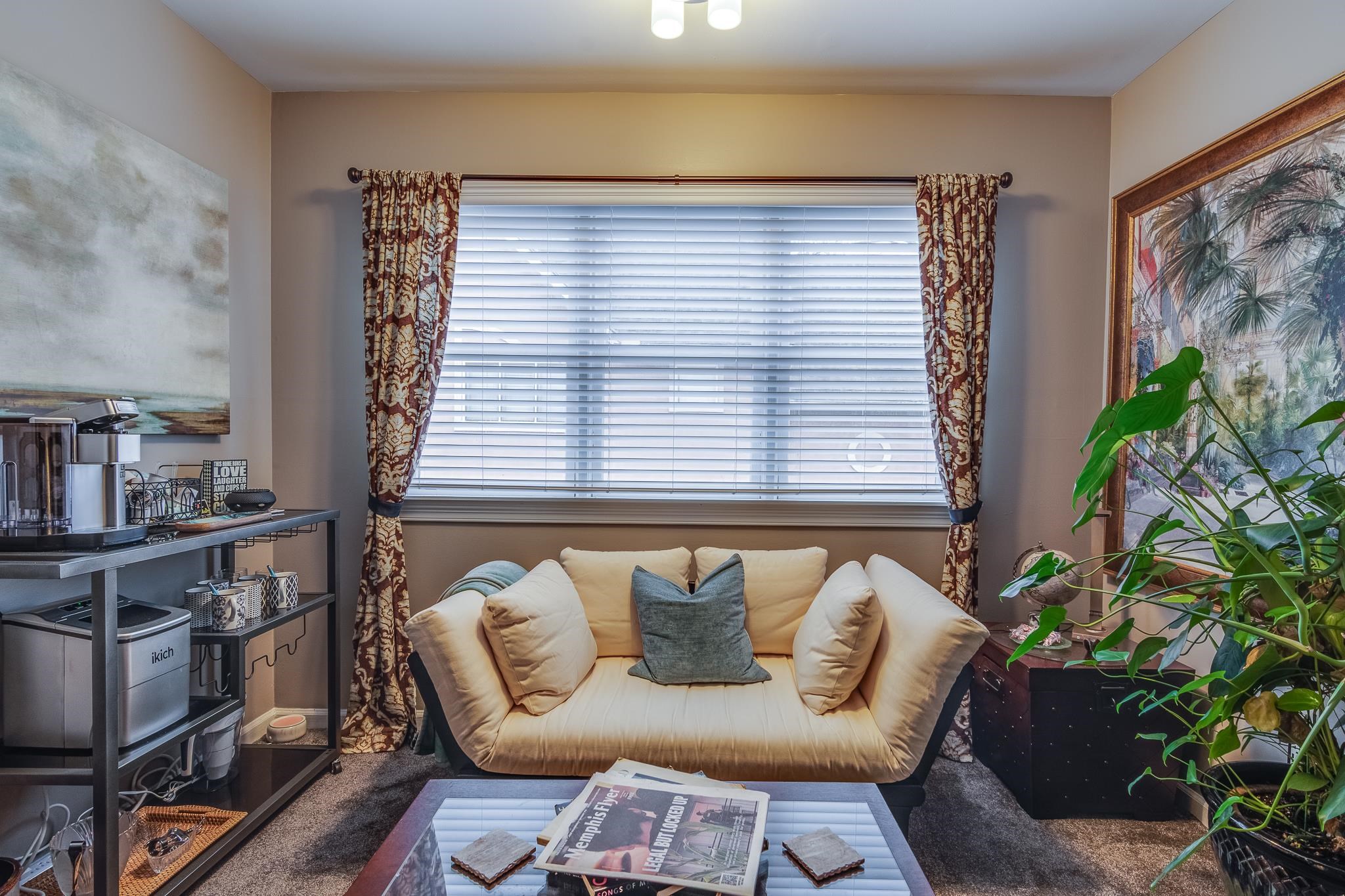 1986 EAST END DR Unit: 5-2