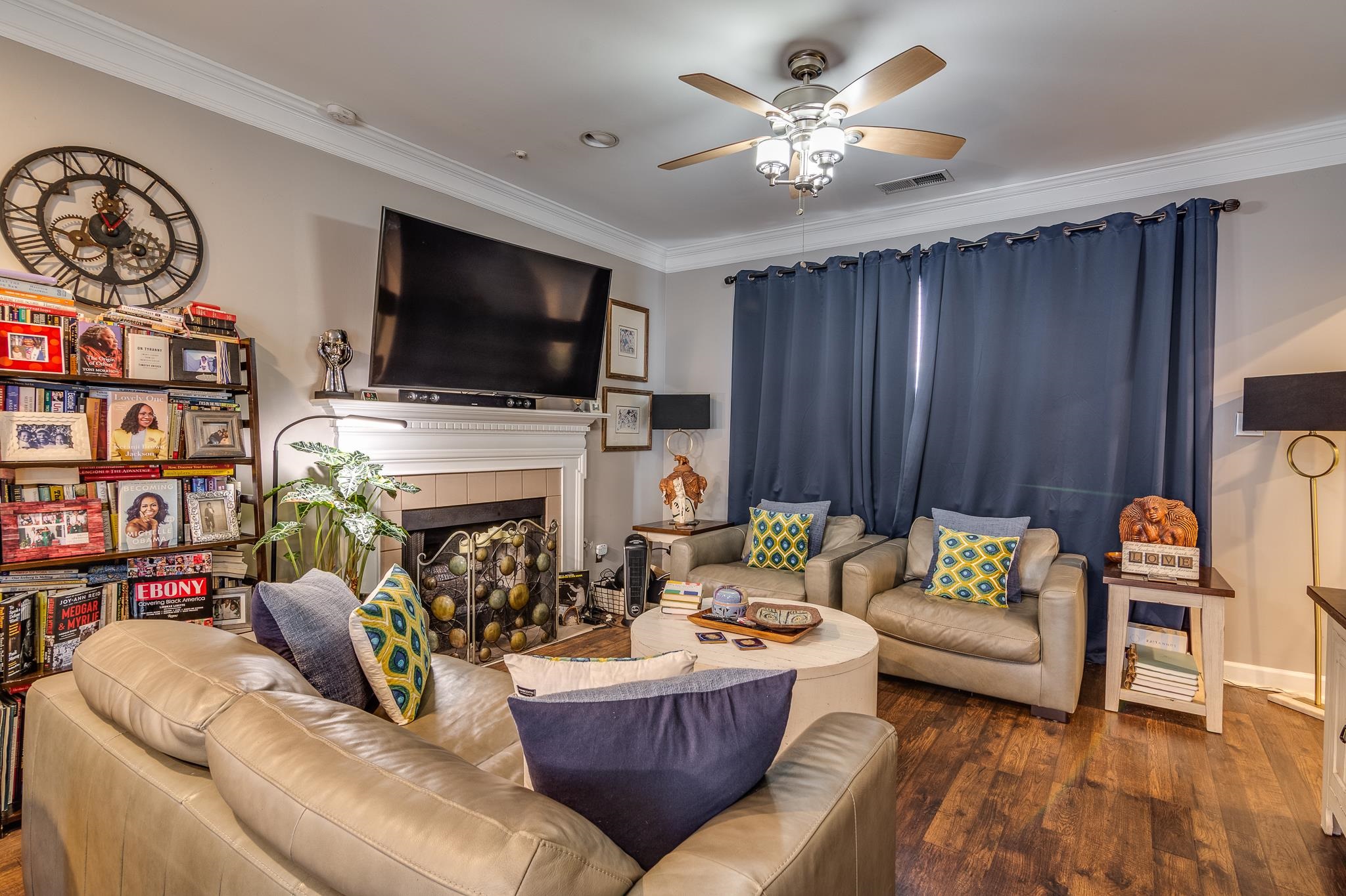 1986 EAST END DR Unit: 5-2