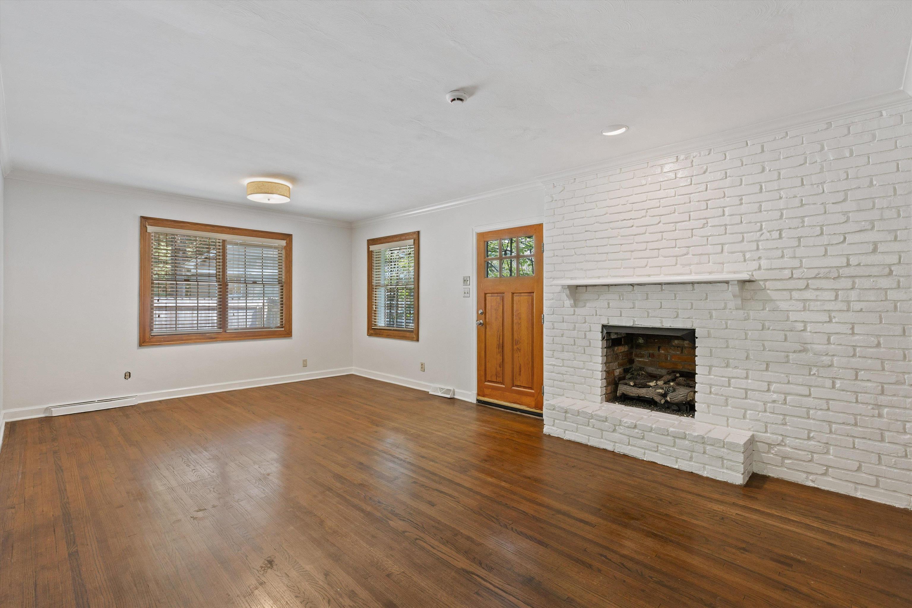 3570 SOUTHWOOD AVE