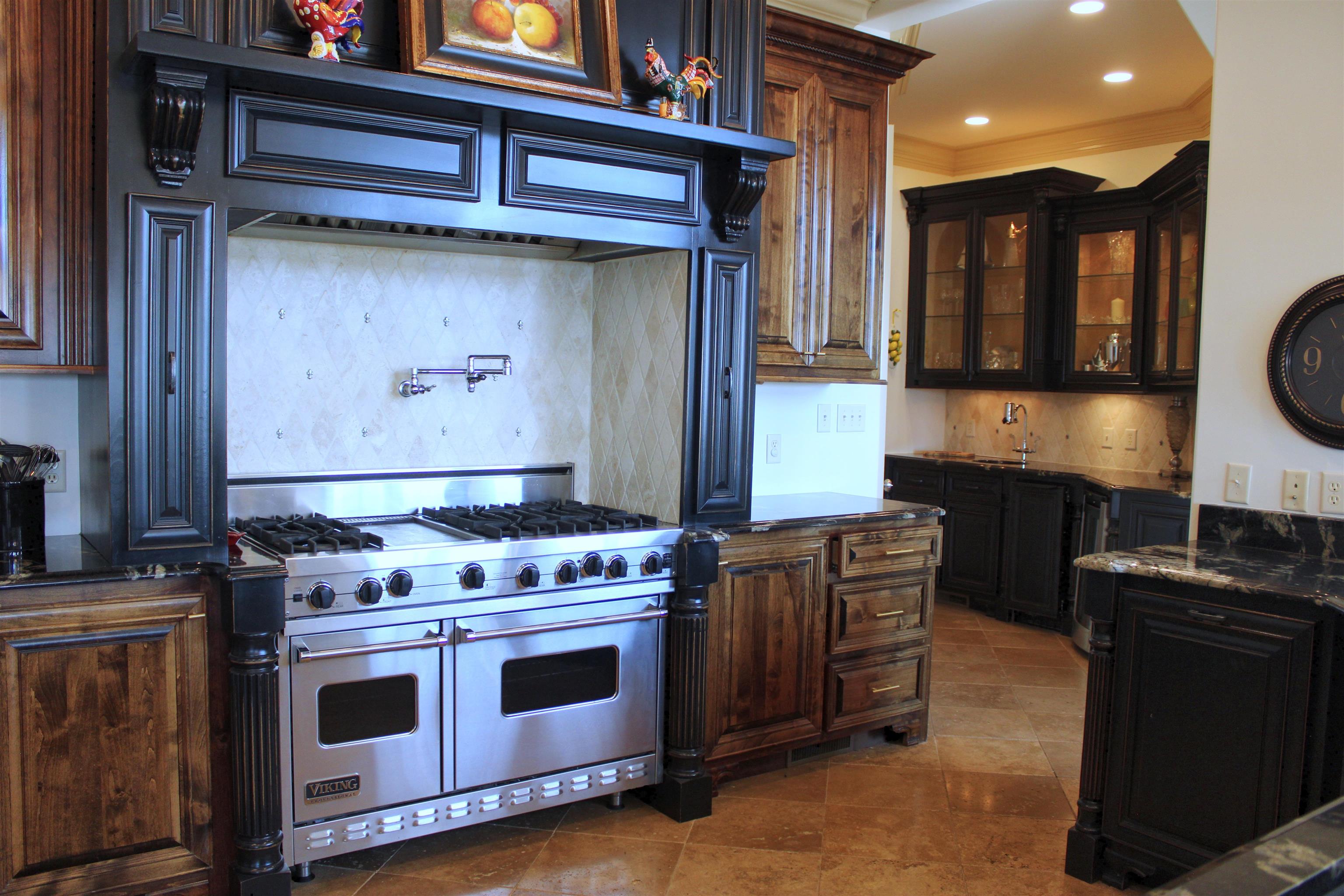 215 WESTSHORE RIDGE DR