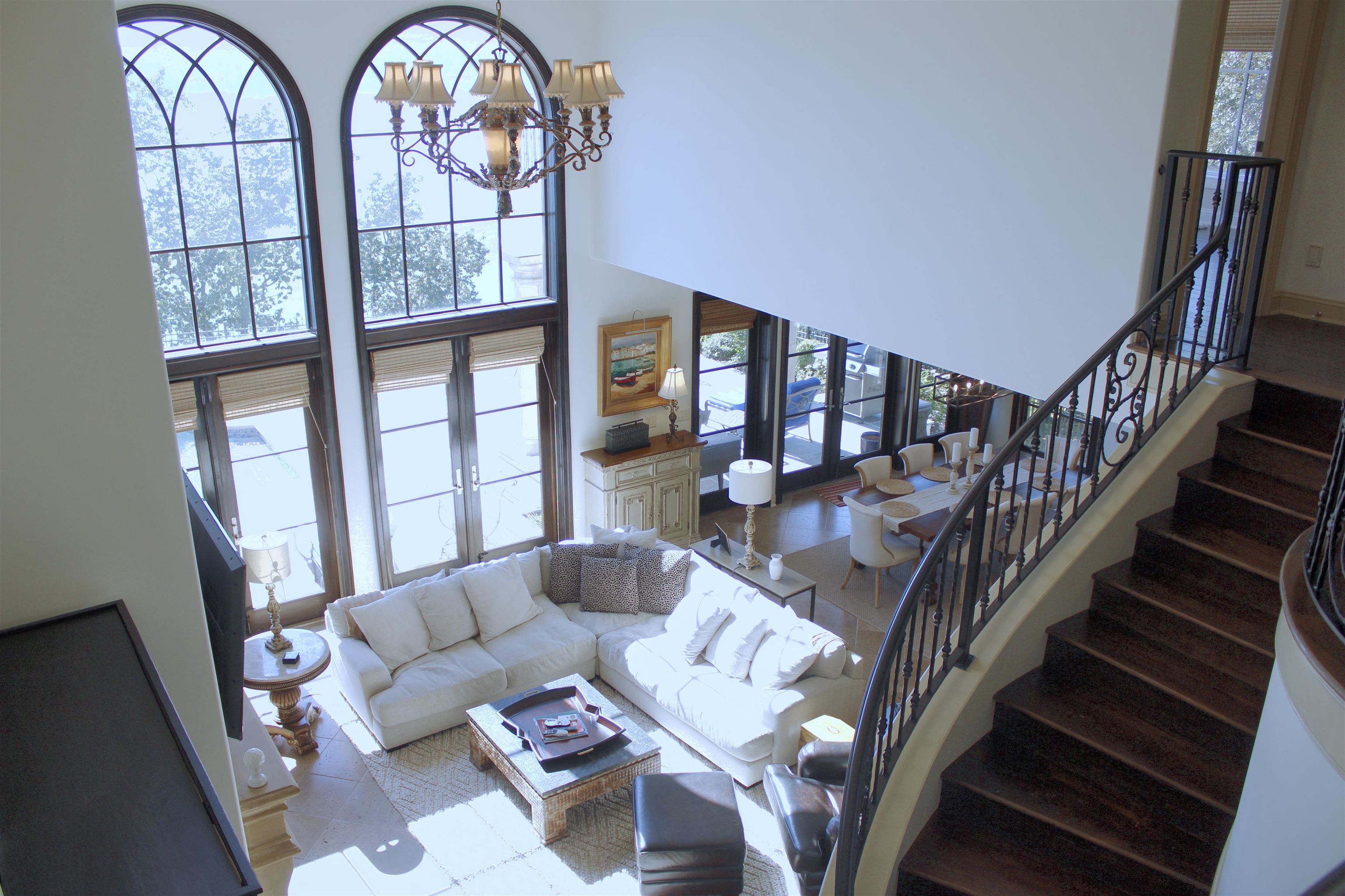 215 WESTSHORE RIDGE DR