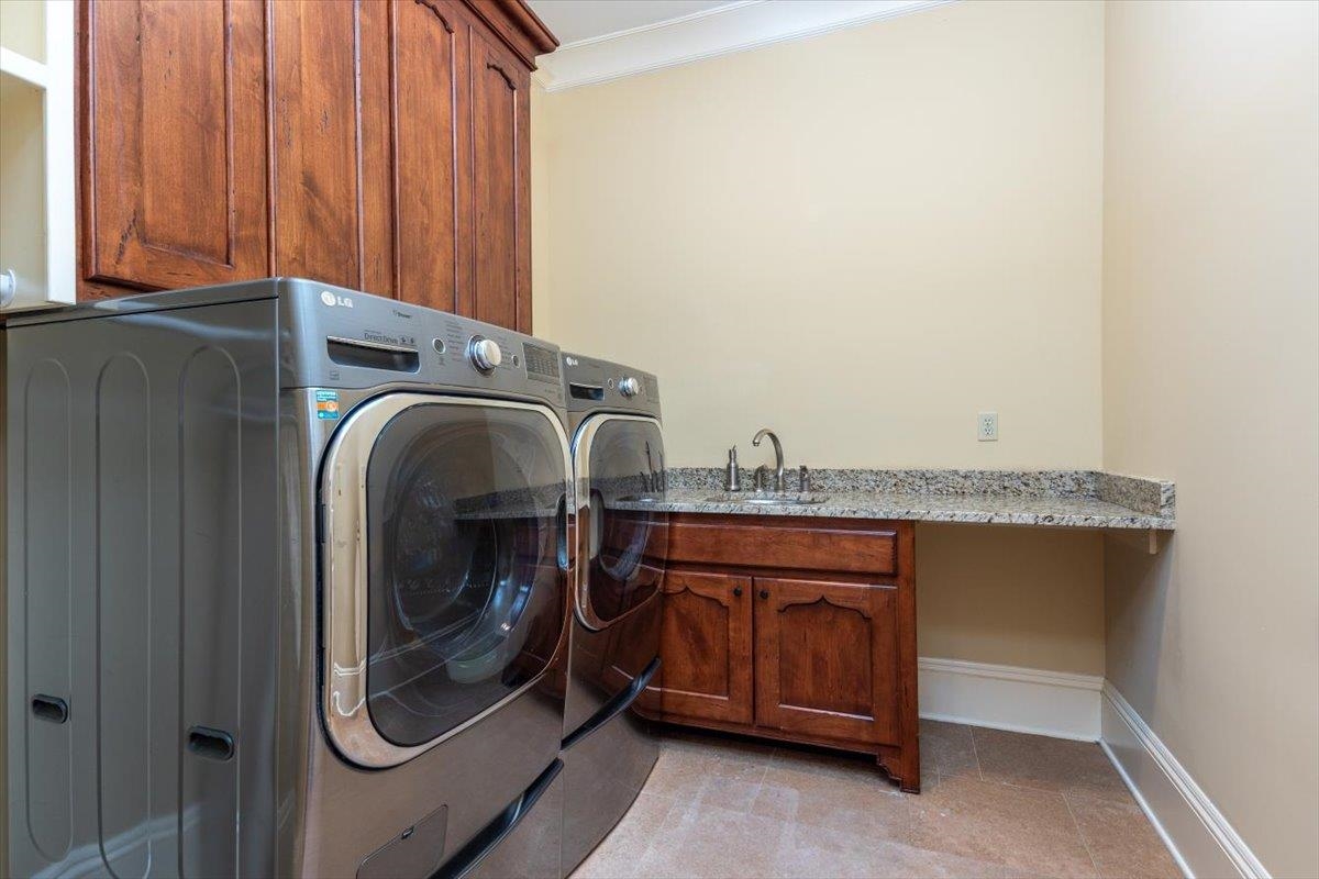 1840 OVERTON PARK AVE