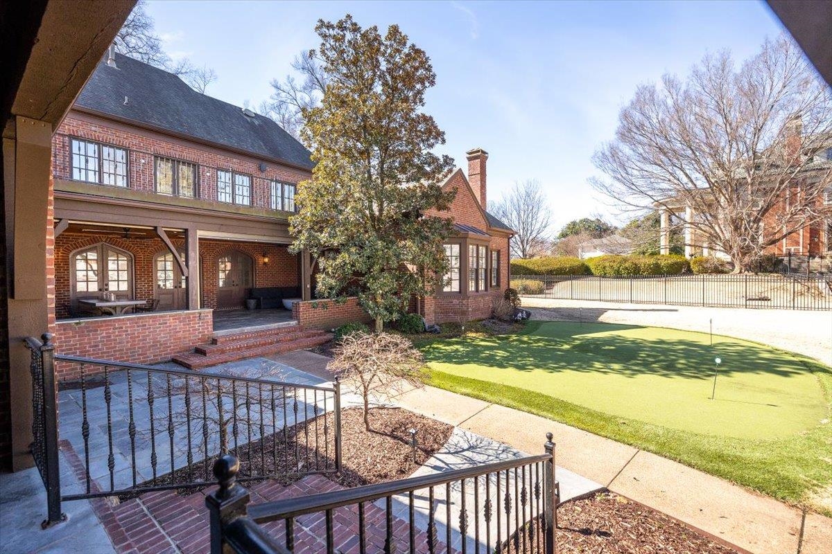 1840 OVERTON PARK AVE