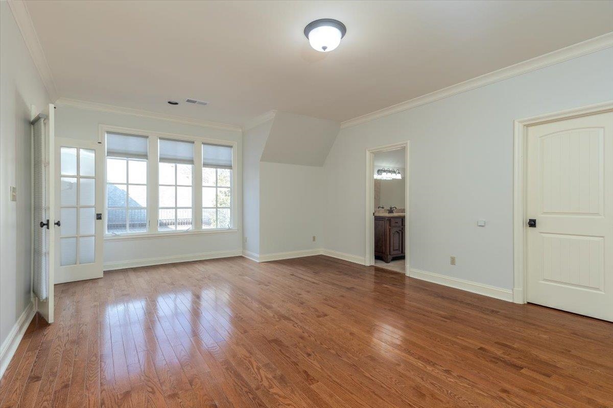 1840 OVERTON PARK AVE