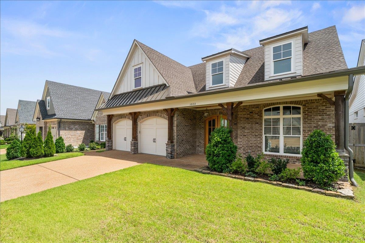 10133 CLIVEDEN CIR S
