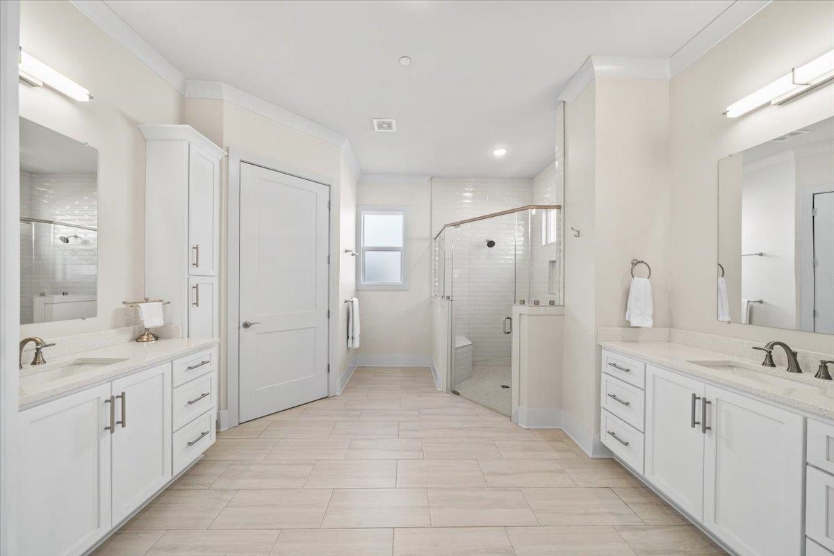 10133 CLIVEDEN CIR S