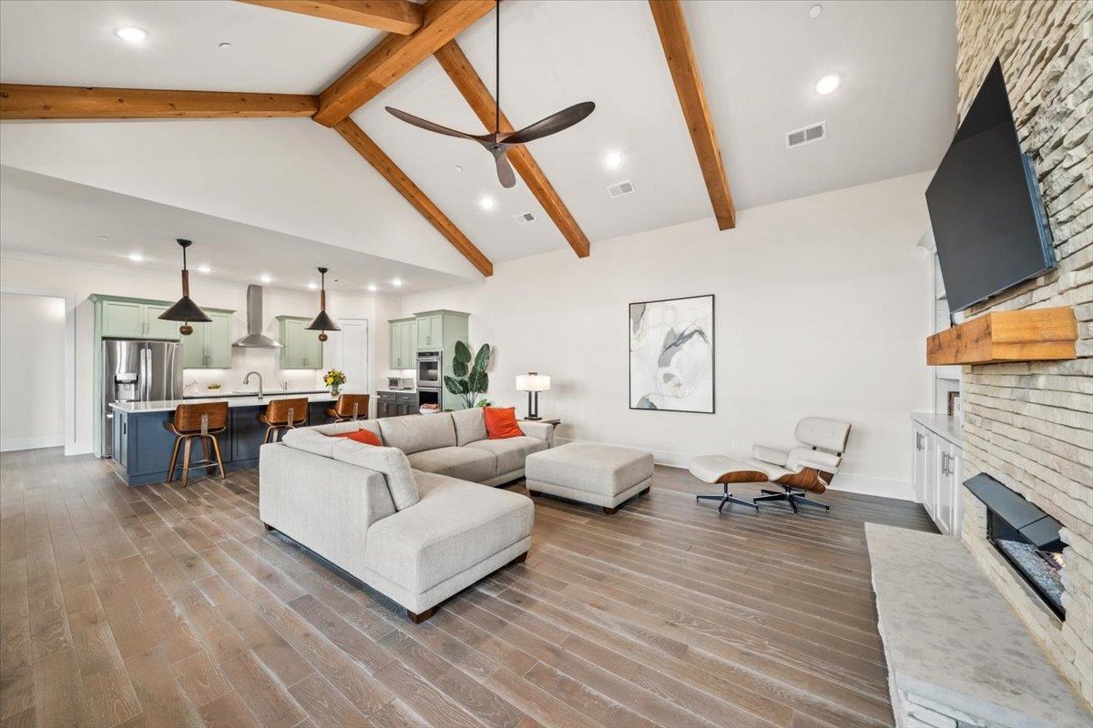 10133 CLIVEDEN CIR S