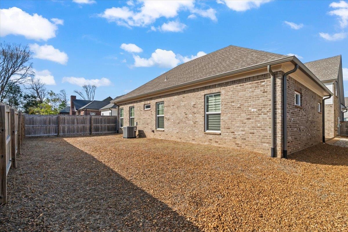 10133 CLIVEDEN CIR S