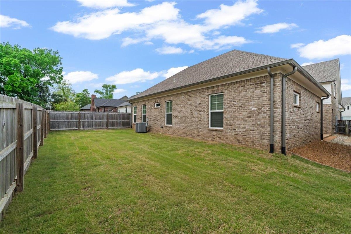 10133 CLIVEDEN CIR S