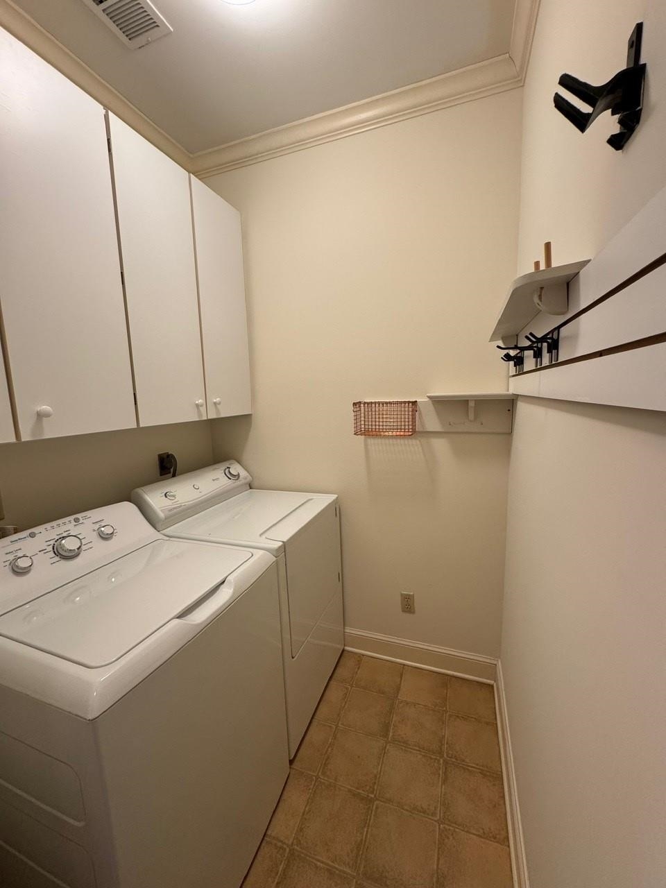 1020 HUMPHREY OAKS CIR