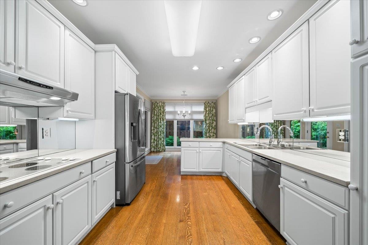 1020 HUMPHREY OAKS CIR