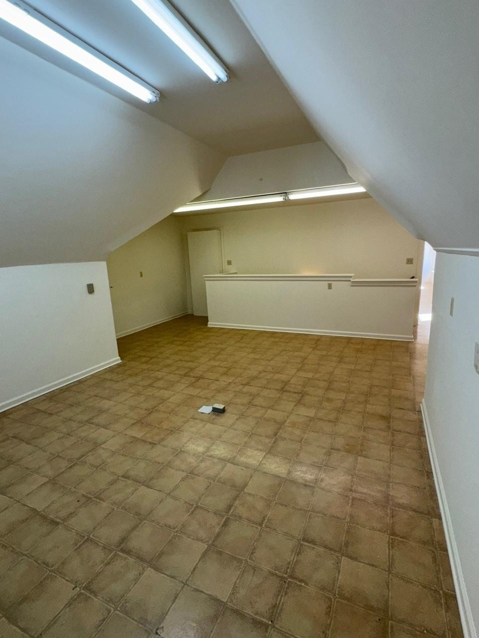 1020 HUMPHREY OAKS CIR