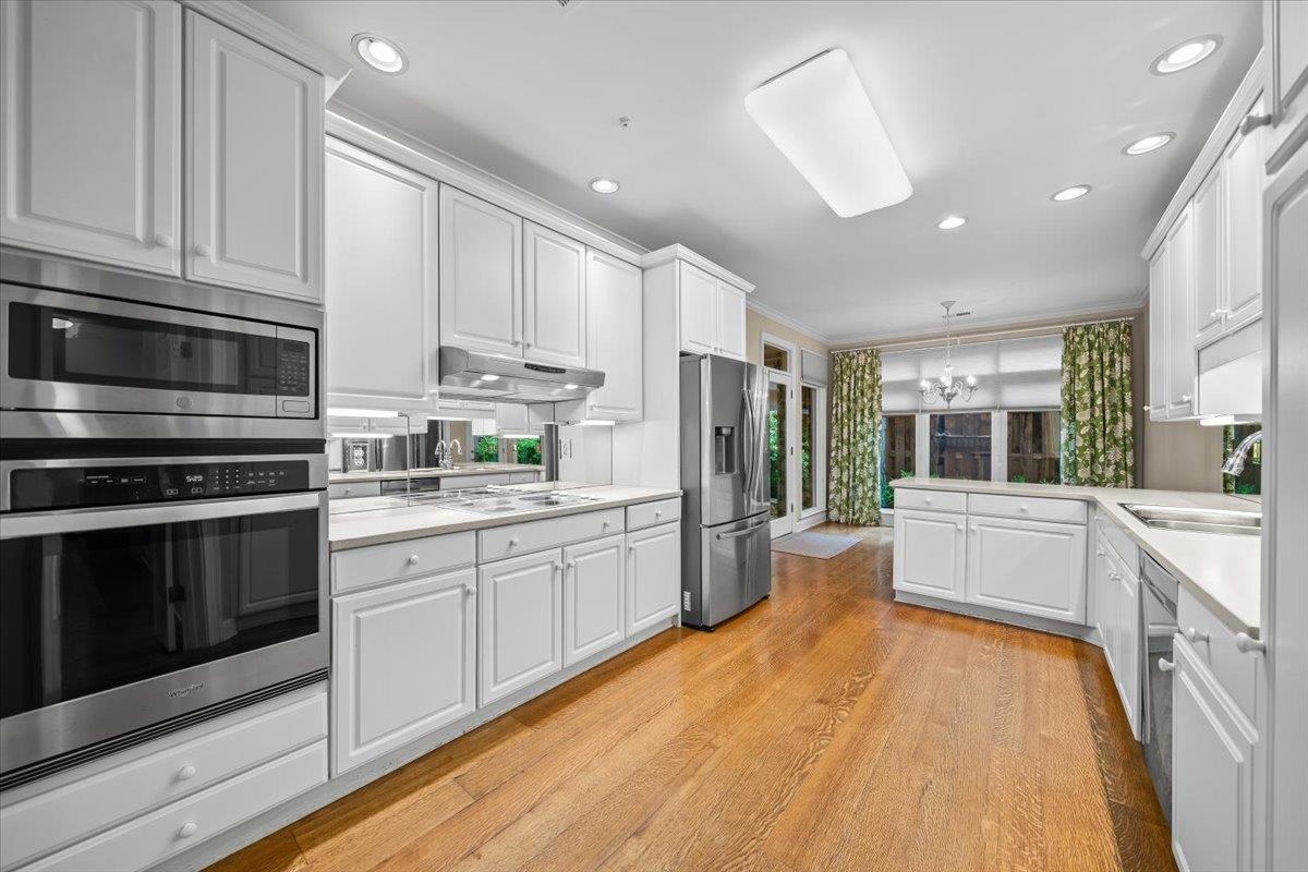 1020 HUMPHREY OAKS CIR