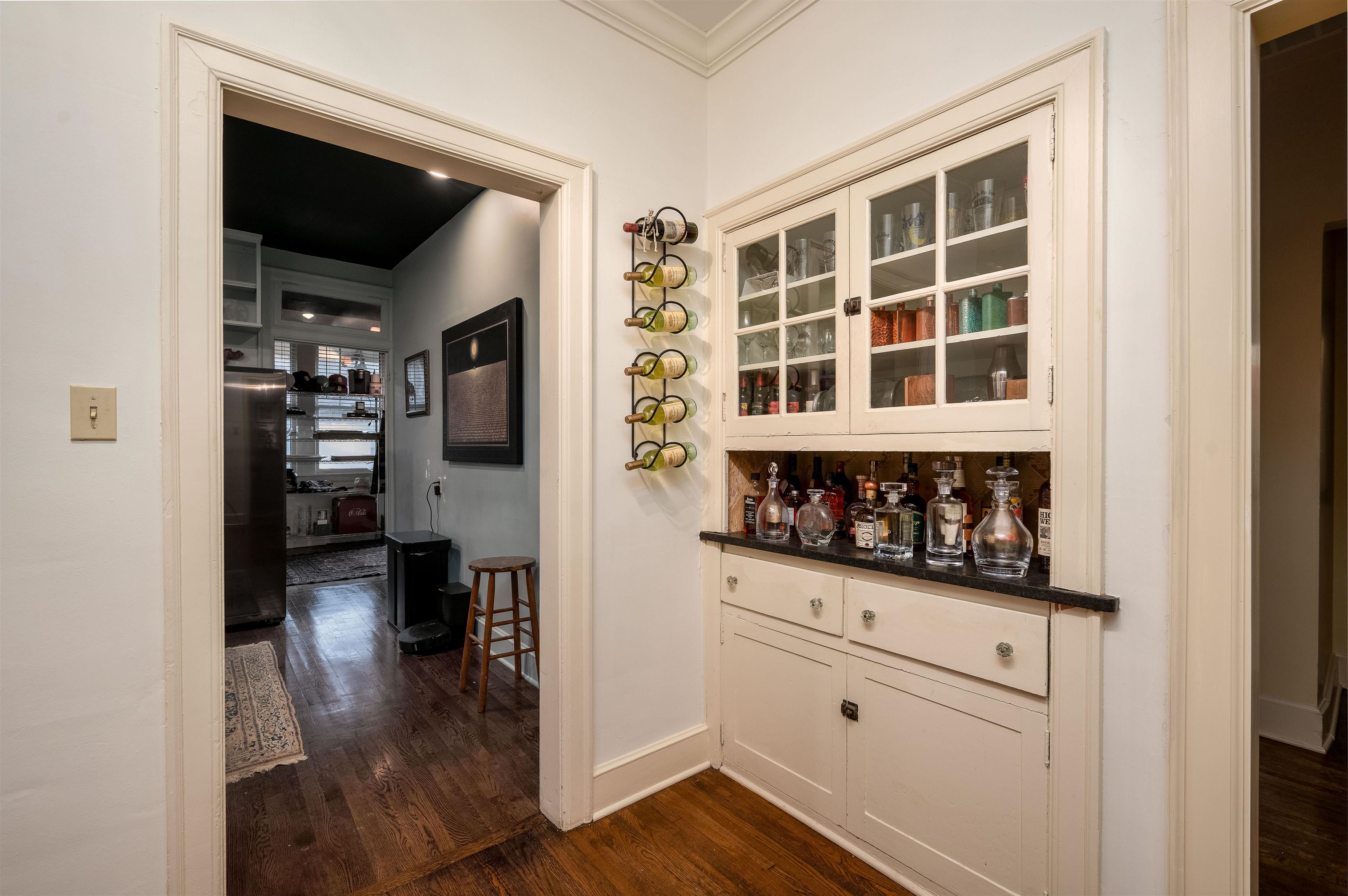 1500 EASTMORELAND AVE