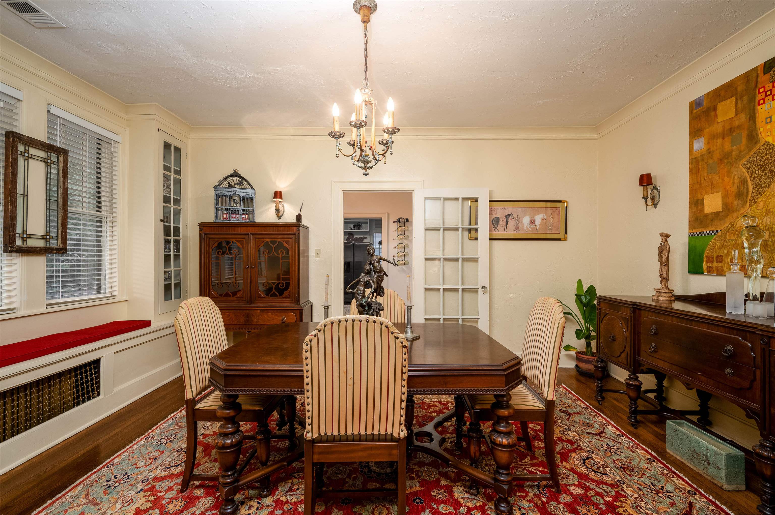 1500 EASTMORELAND AVE