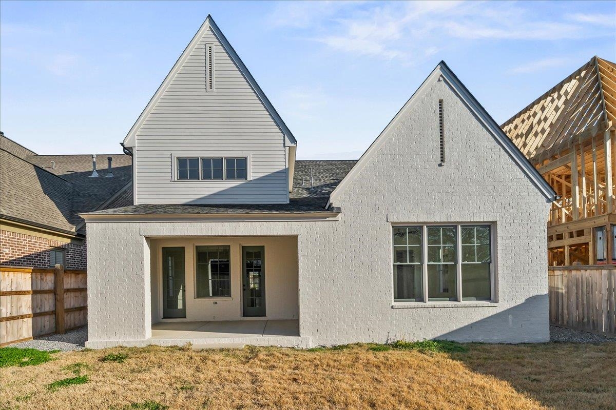 5037 HENRY HEIGHTS DR