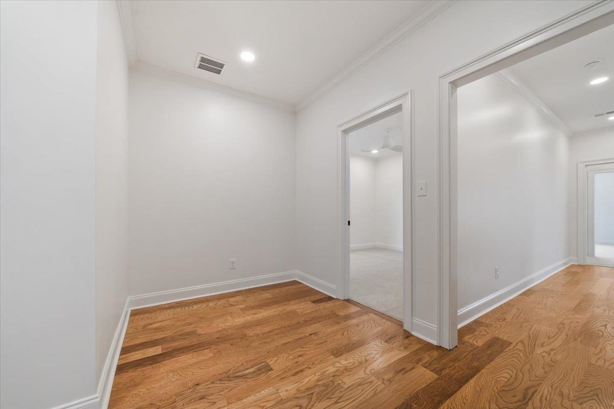 5037 HENRY HEIGHTS DR