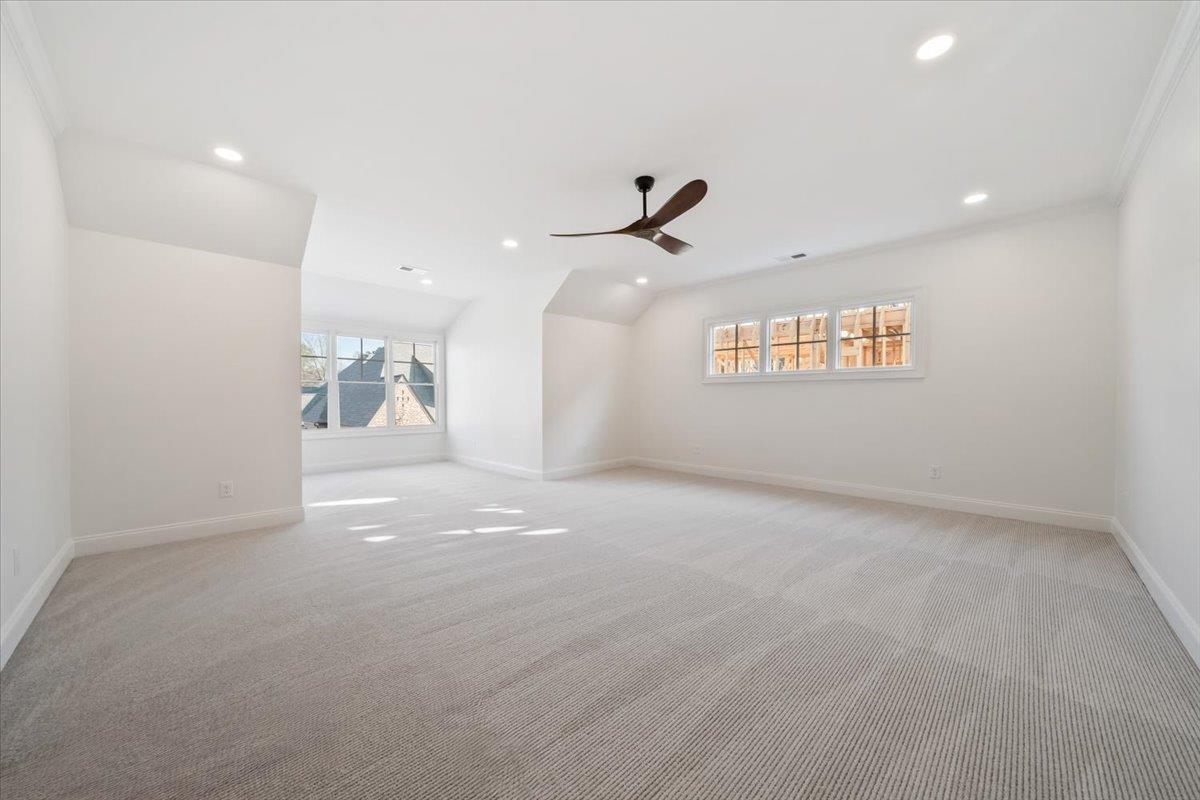 5037 HENRY HEIGHTS DR