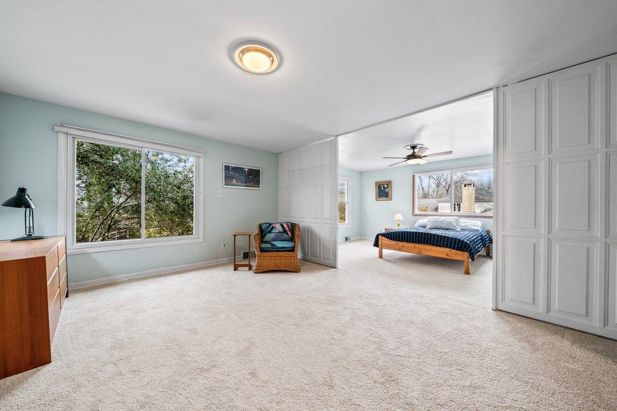 353 COLONIAL RD