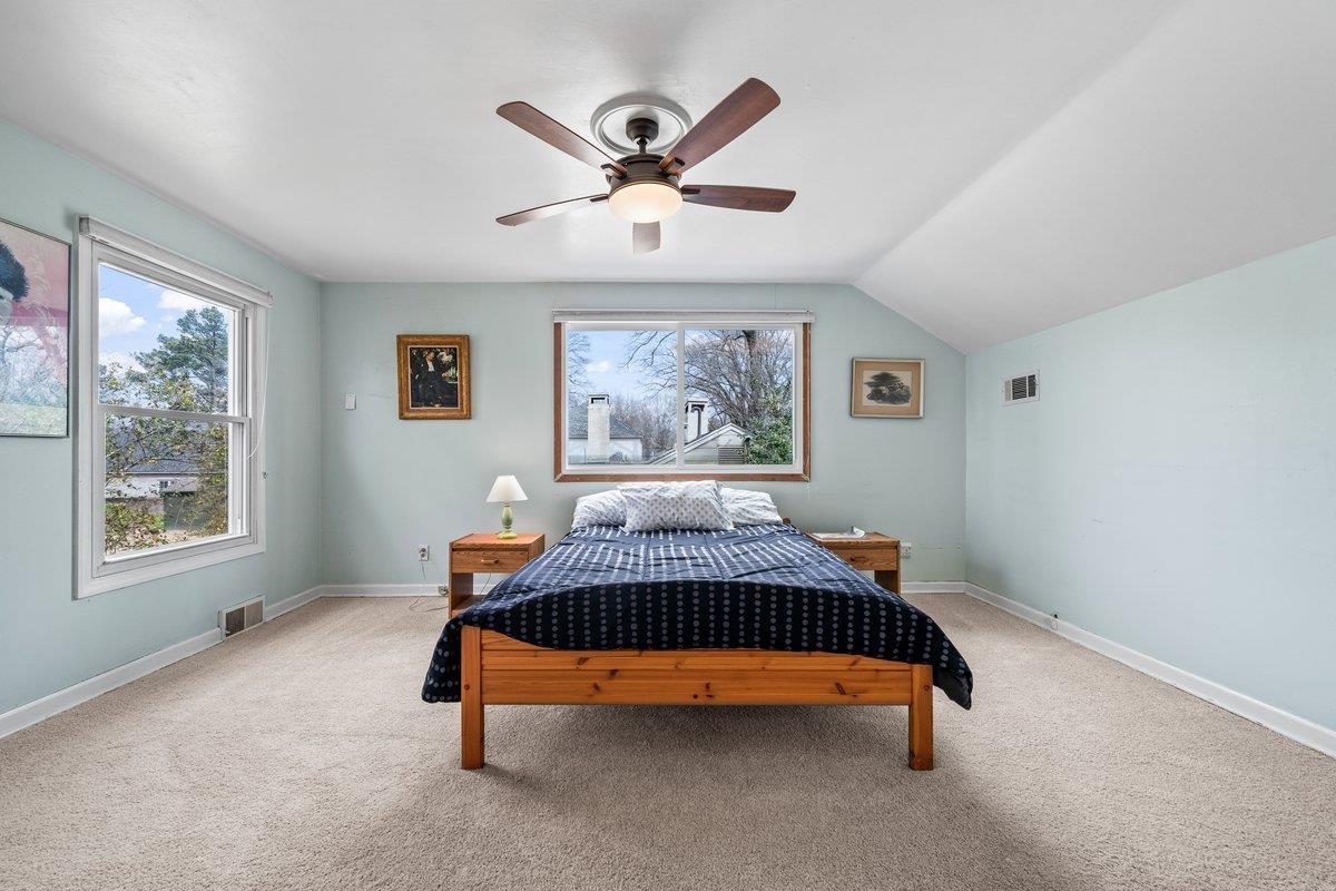 353 COLONIAL RD