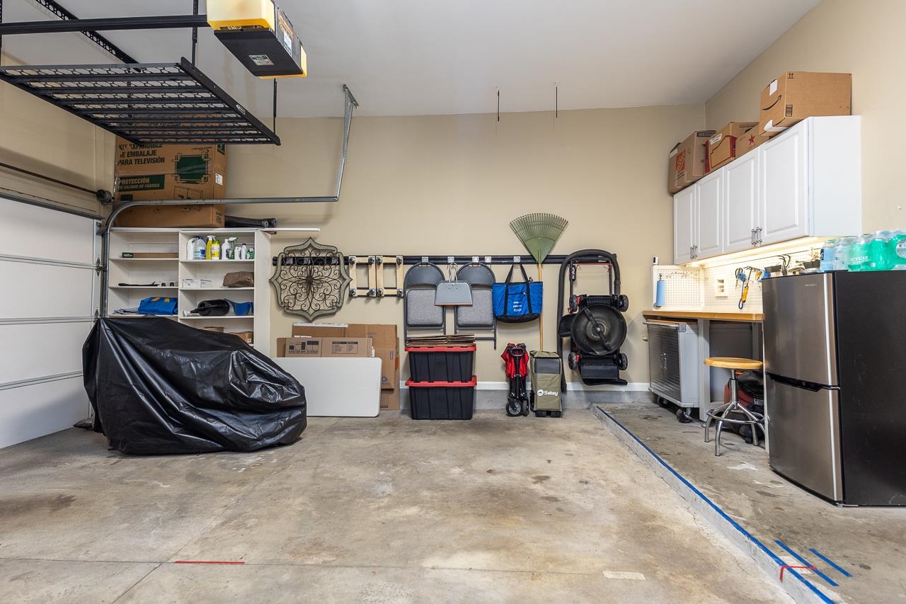 947 RIVER LANDING DR