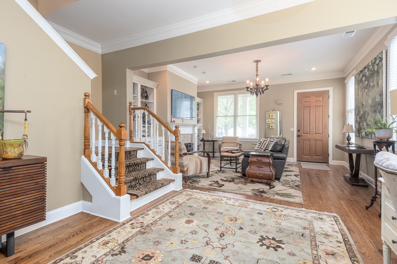 947 RIVER LANDING DR