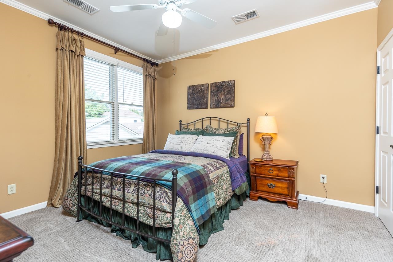 947 RIVER LANDING DR